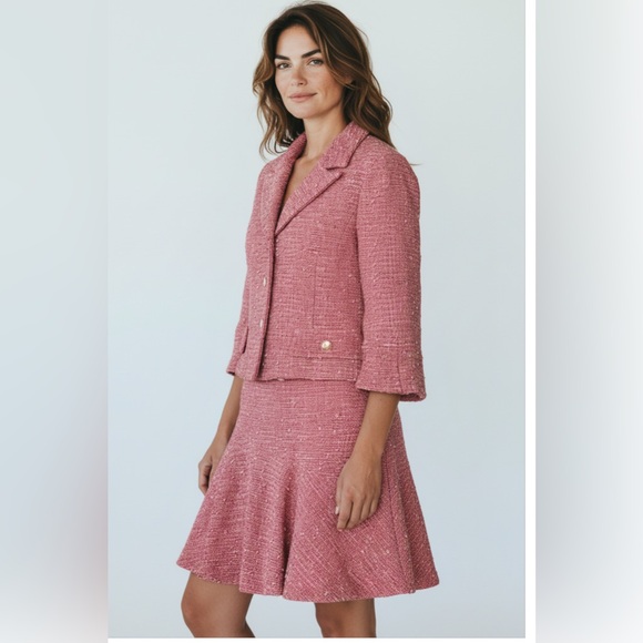 St. John Couture pink tweed skirt and blazer - Picture 2 of 12